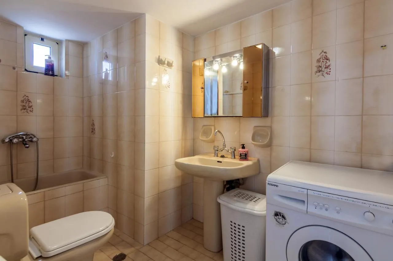 Lovely Apartment Close To The City Center Heraklion